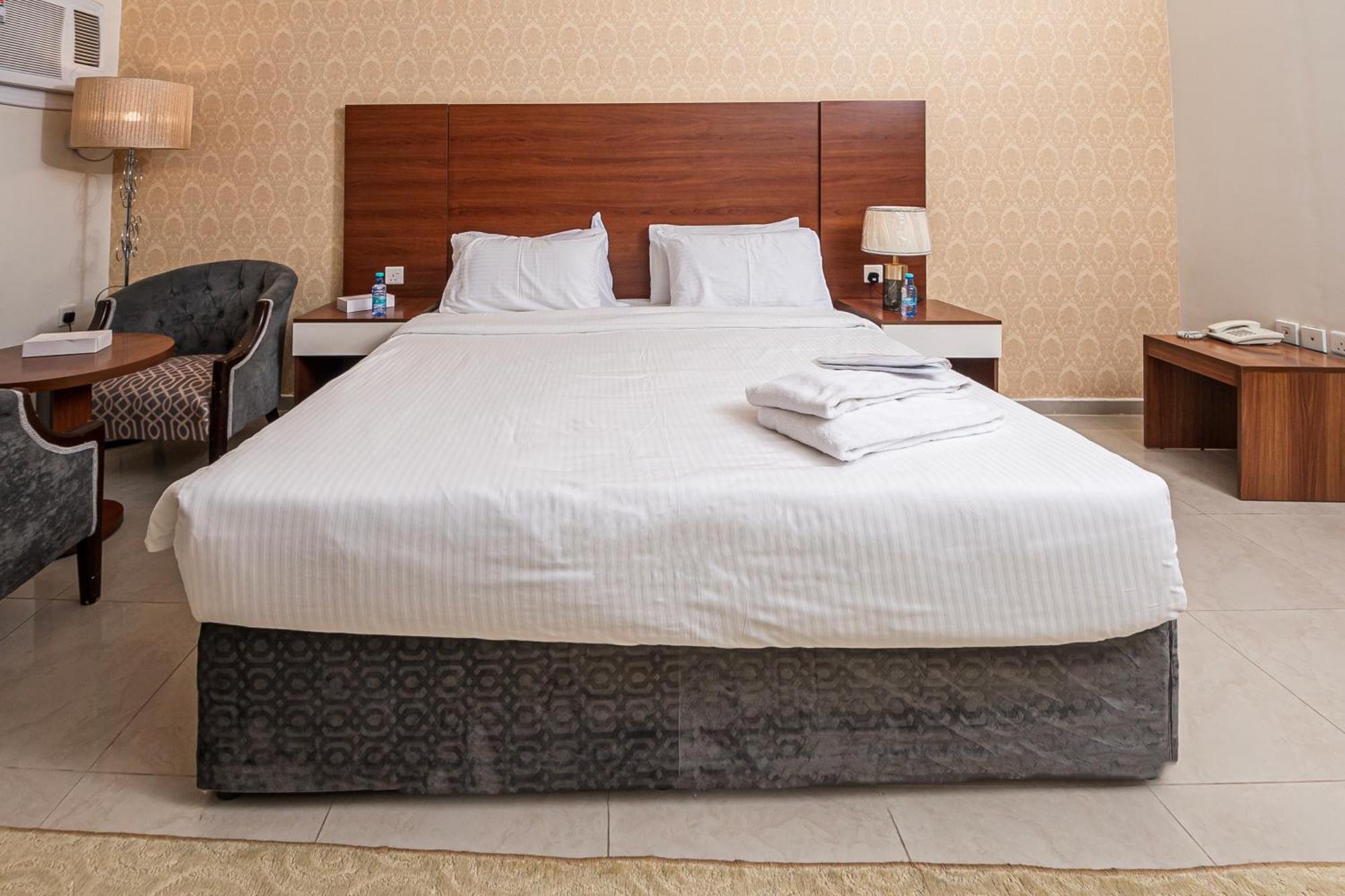 Ghalyt Ohud Aparthotel Medina Exterior photo